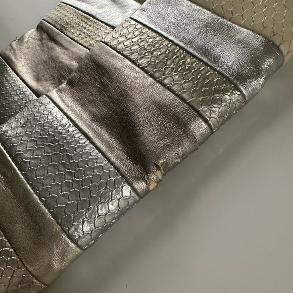 Metallic Clutch Bag - Picture 4 of 9